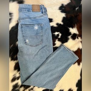 American Eagle Curvy Mom Jean